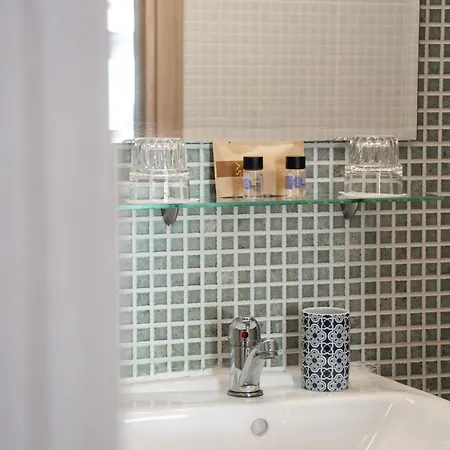 Rentrooms 3* Salonicco