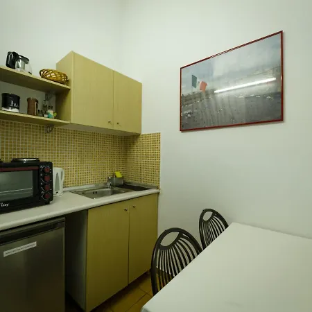 Guest house Rentrooms