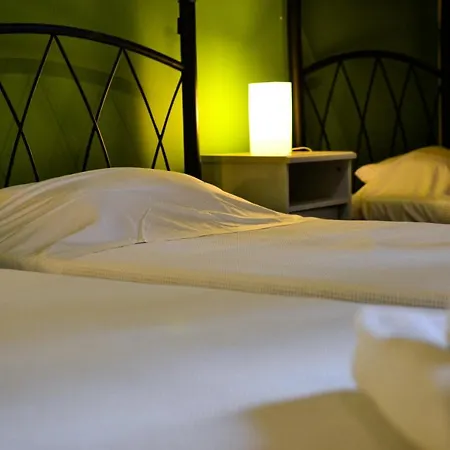 Guest house Rentrooms 3*