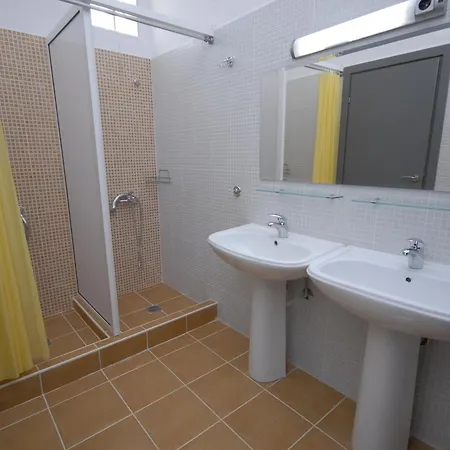 Guest house Rentrooms