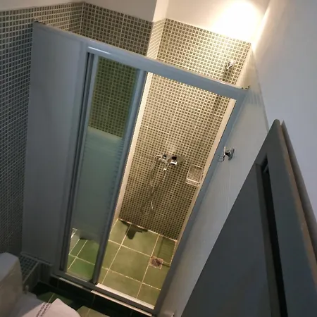 Guest house Rentrooms 3*