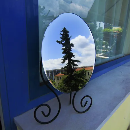 Rentrooms Πανσιόν