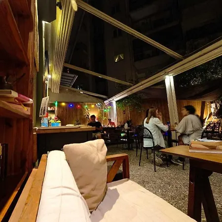 Rentrooms Πανσιόν