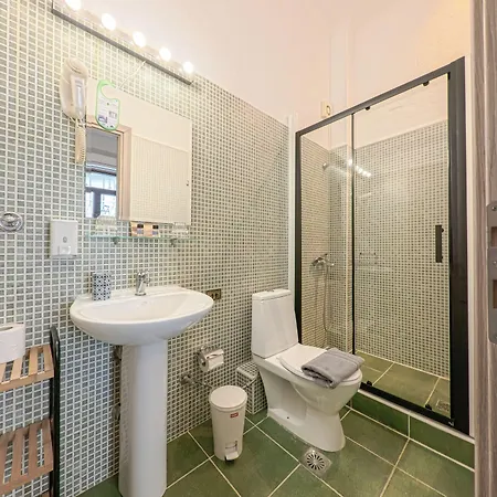Rentrooms 3*