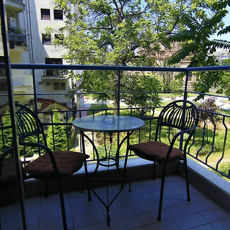 Guest house Rentrooms