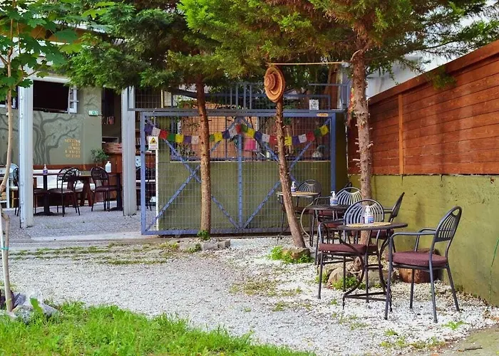 Rent Πανσιόν 3*