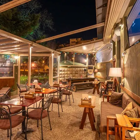 رينتروومز ثيسالونيكي بيت ضيافة